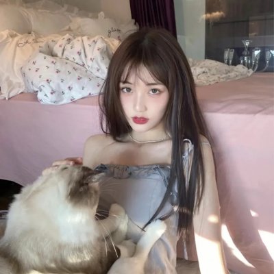 特维亚 高清封面